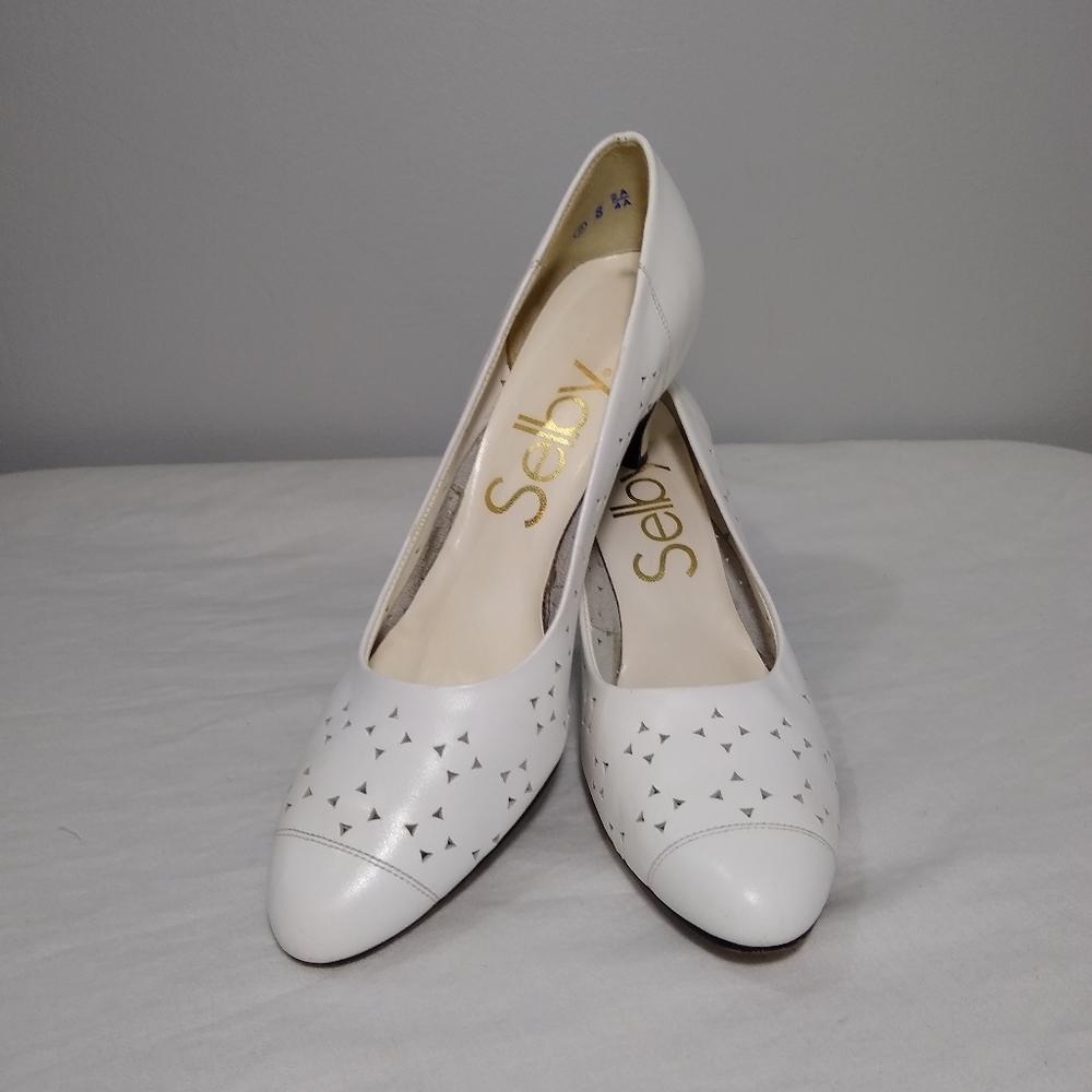 Vintage Shelby Women's Sz. 8 Classic Pumps Heels